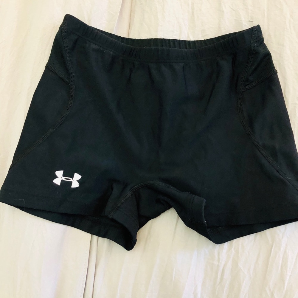 Volleyball shorts